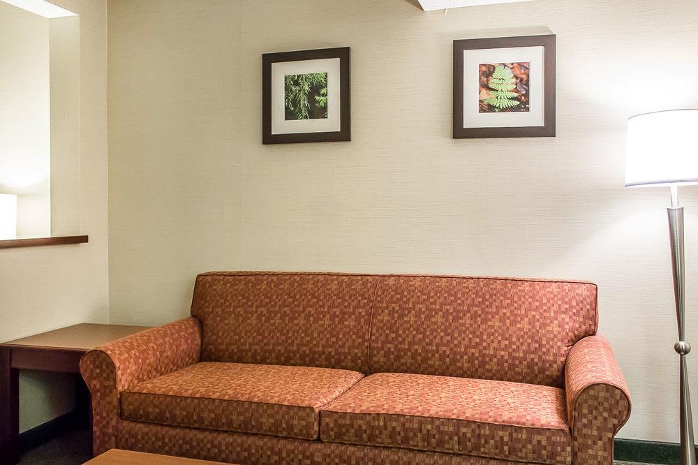 Comfort Inn & Suites Wilkes Barre - Arena Esterno foto