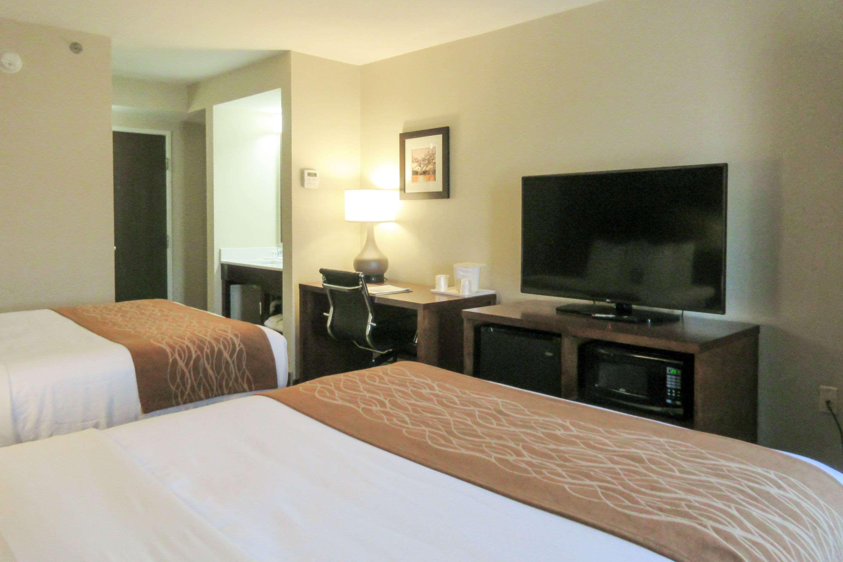 Comfort Inn & Suites Wilkes Barre - Arena Esterno foto
