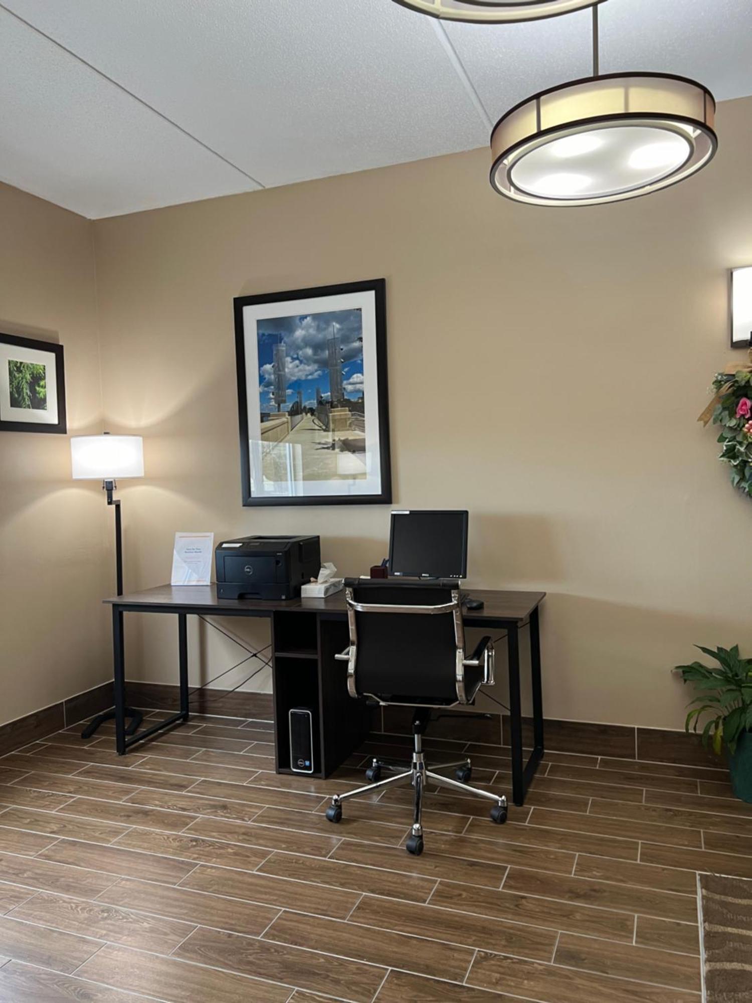 Comfort Inn & Suites Wilkes Barre - Arena Esterno foto