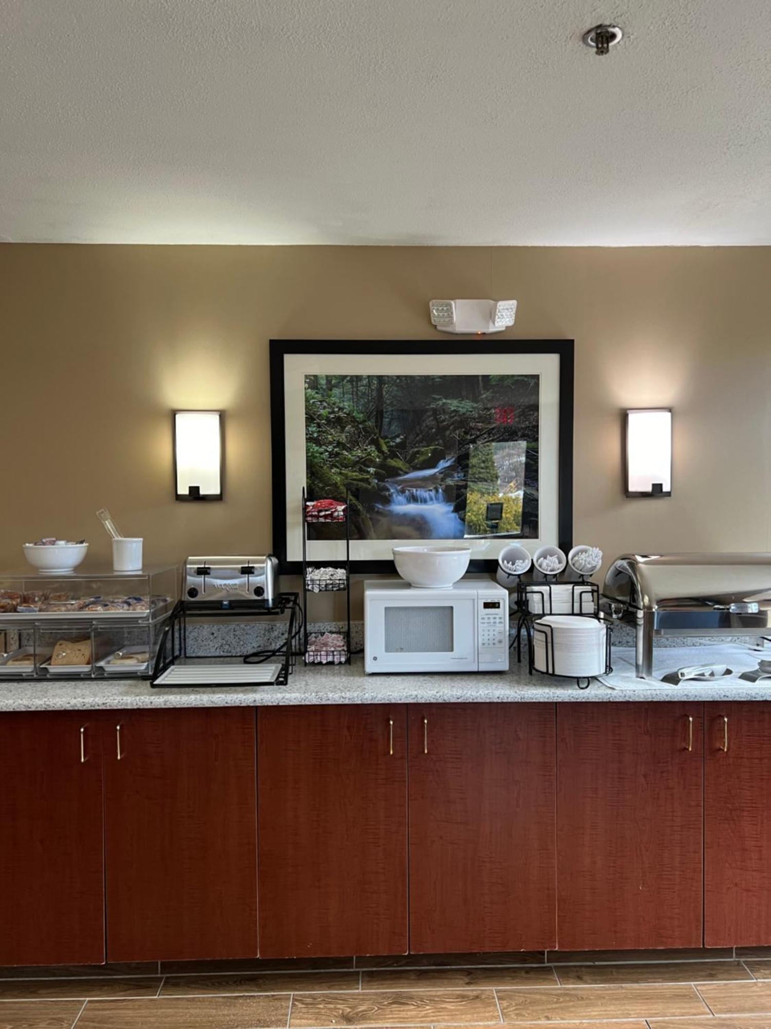 Comfort Inn & Suites Wilkes Barre - Arena Esterno foto