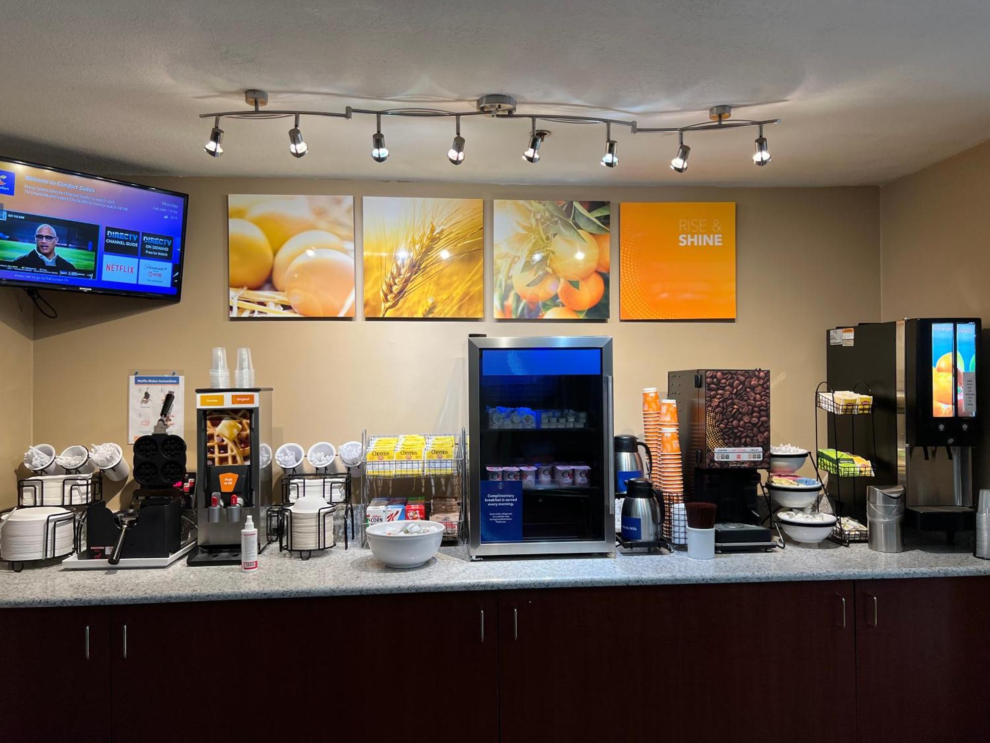Comfort Inn & Suites Wilkes Barre - Arena Esterno foto