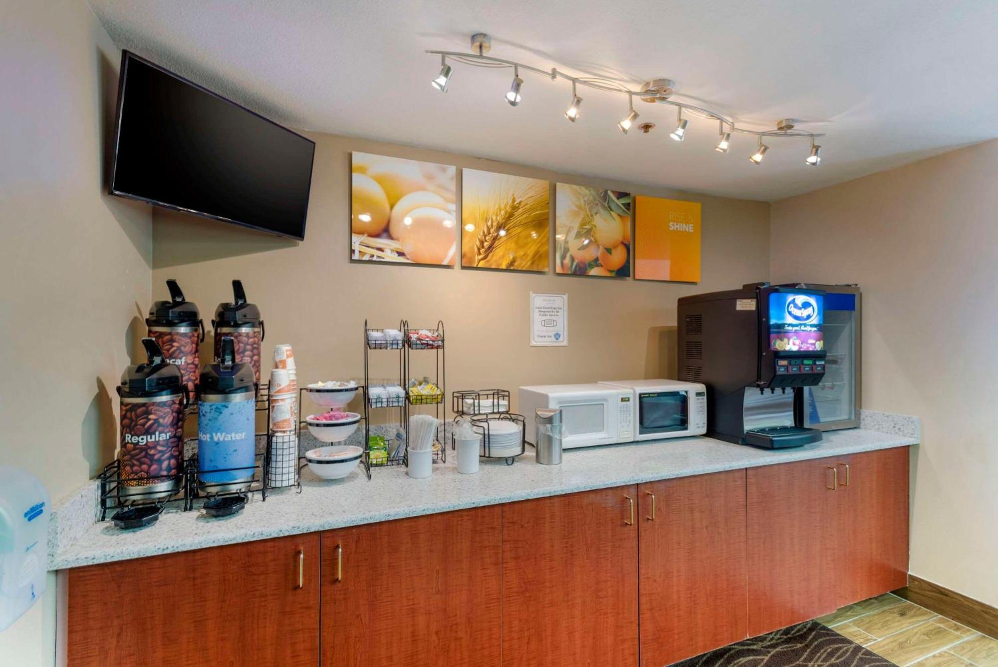 Comfort Inn & Suites Wilkes Barre - Arena Esterno foto